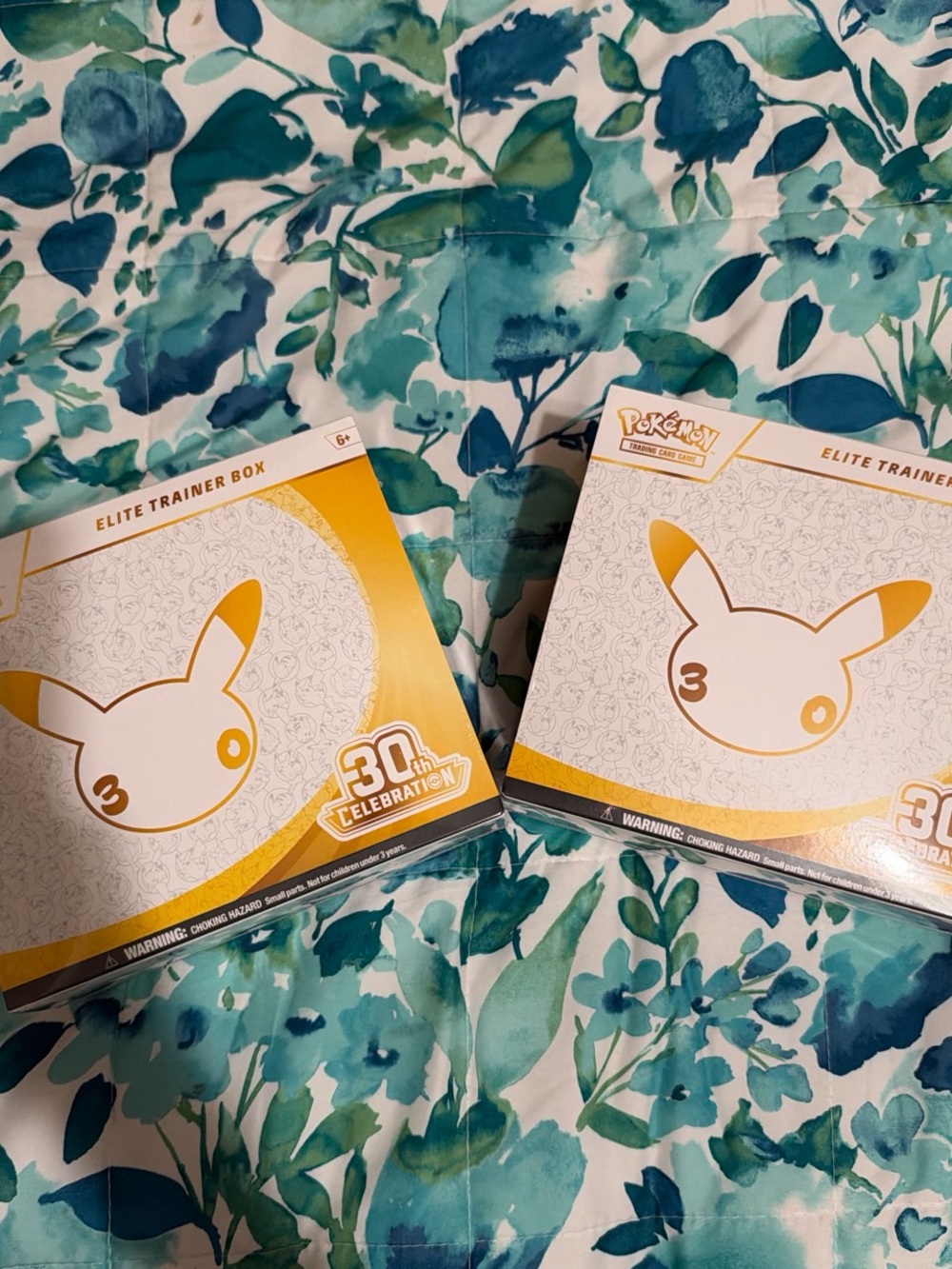 Pokemon 30th Anniversary Elite Trainer Boxes - White & Gold